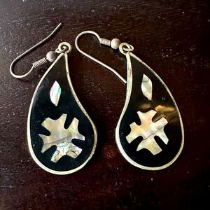 Beautiful Alpaca  Silver Earrings.